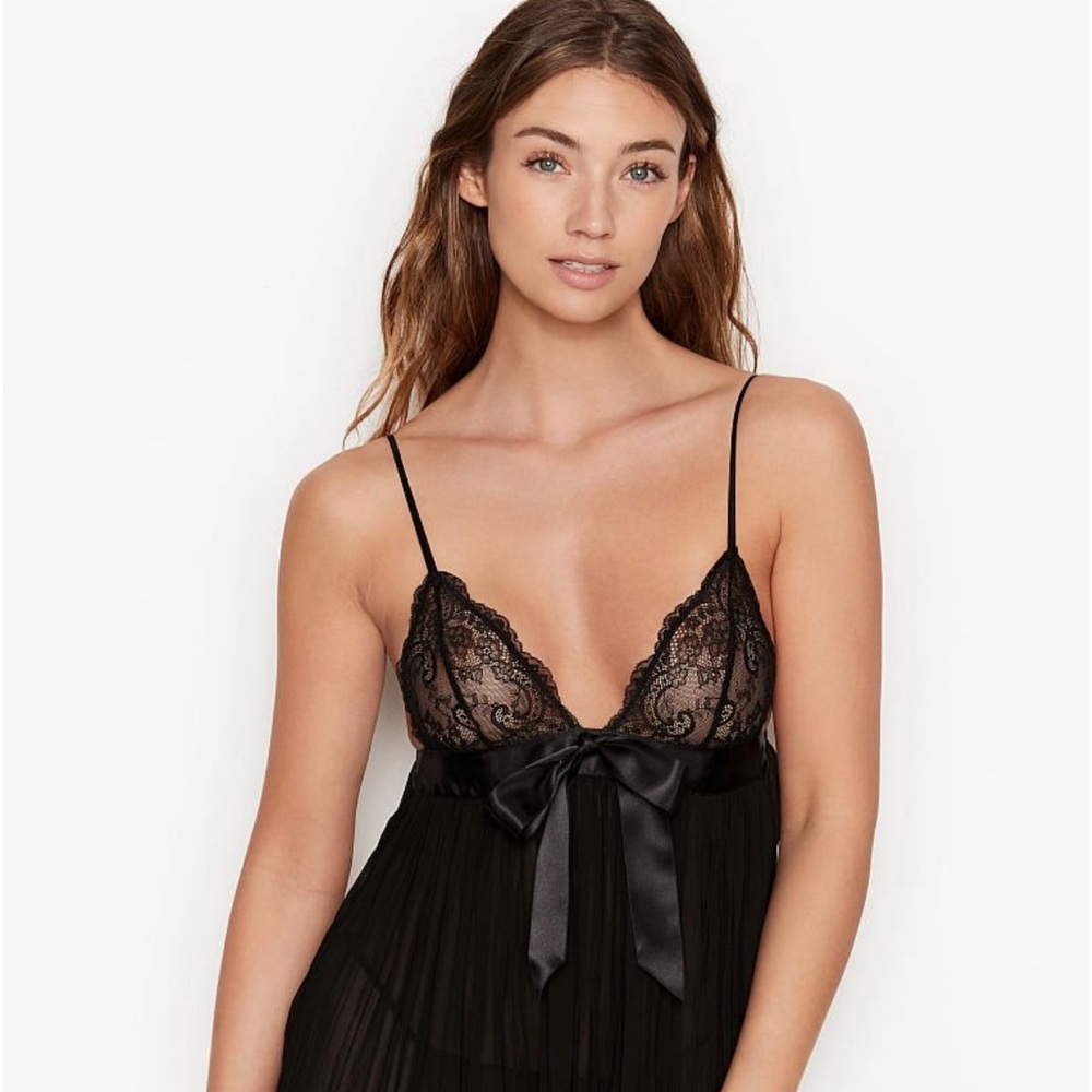 COPY - Victoria Secret VERY SEXY
Pleated Babydoll sz SM